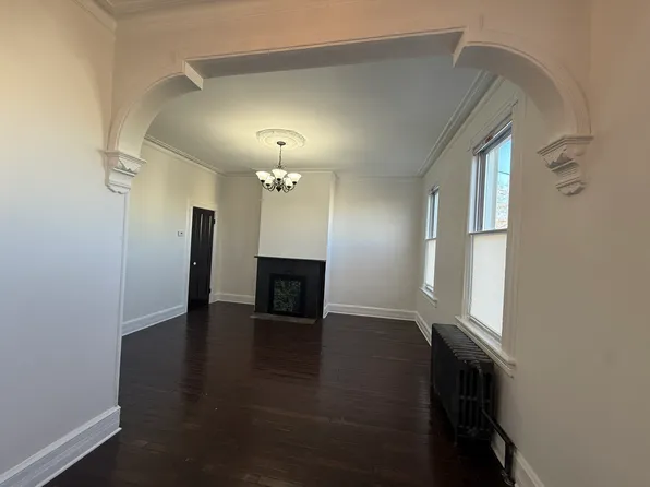 388 Princeton Avenue image 21 of 29