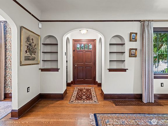 5th image of 1017 N Junett Street