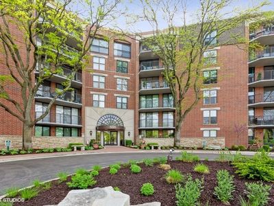 509 Aurora Ave UNIT 620, Naperville, IL, 60540
