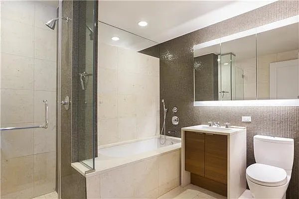 Rented by (Legacy) Elegran | media 6