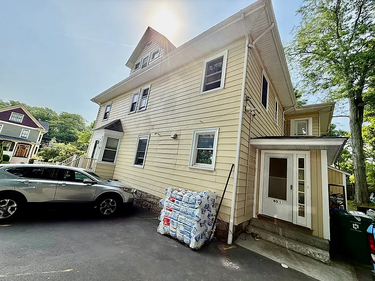 163 Walnut St #1 — Photo 26