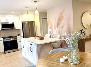 16 Laurel Court, Nashua, NH 03062