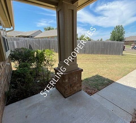 2nd image of 3016 Queenston Ave