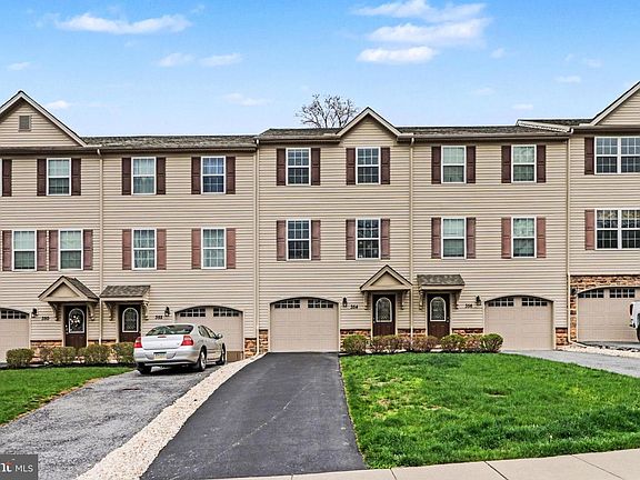 2nd image of 354 Weatherstone Dr #48