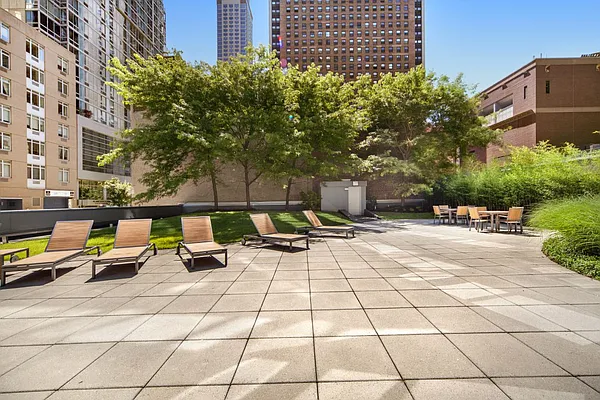 Sold by Stribling | media 6