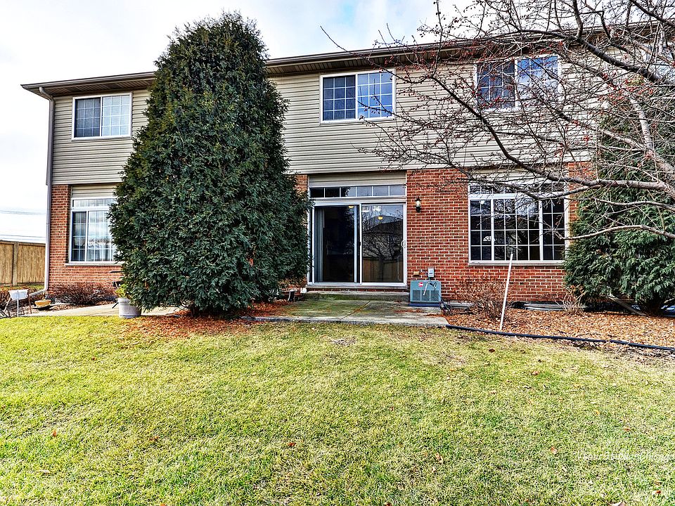 2nd image of 1708 Windward Ave #1708