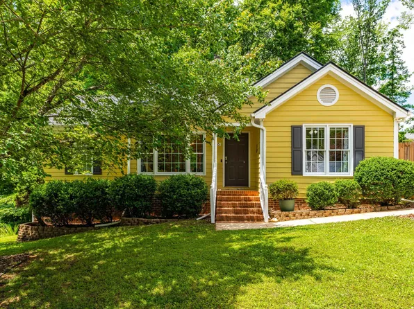 8116 Owenston Ct, Raleigh, NC 27612