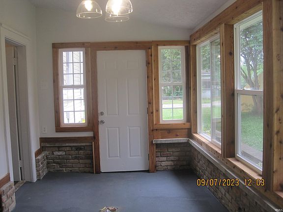 2nd image of 2109 S Burlington Dr