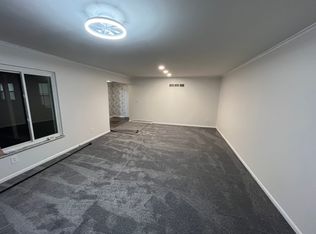 2882 E Broad St, Columbus, OH 43209