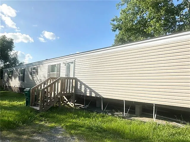 506 Killona Dr