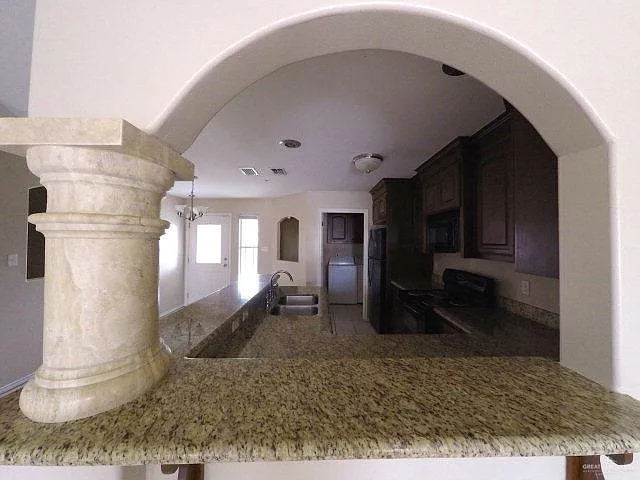 400 S 49th St #3 — Photo 4
