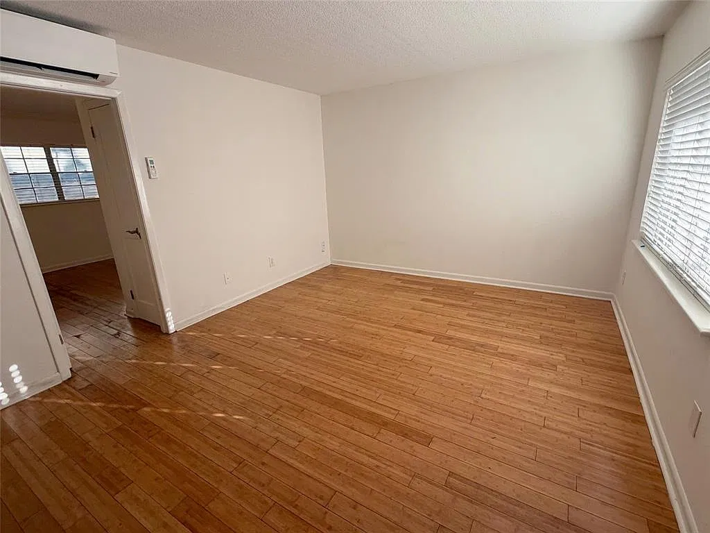 1 bed, 1.0 bath, 540 sqft, $1,395 — Photo 4
