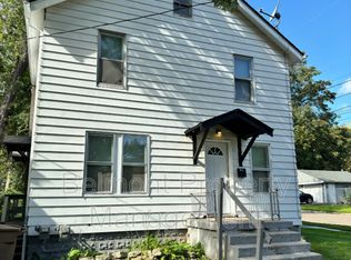 77 Pingree Ave, Pontiac, MI 48342