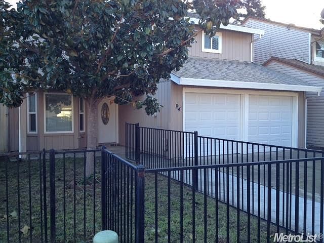 1st image of 94 Saginaw Cir