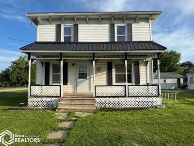 108 Race St, Cincinnati, IA, 52549