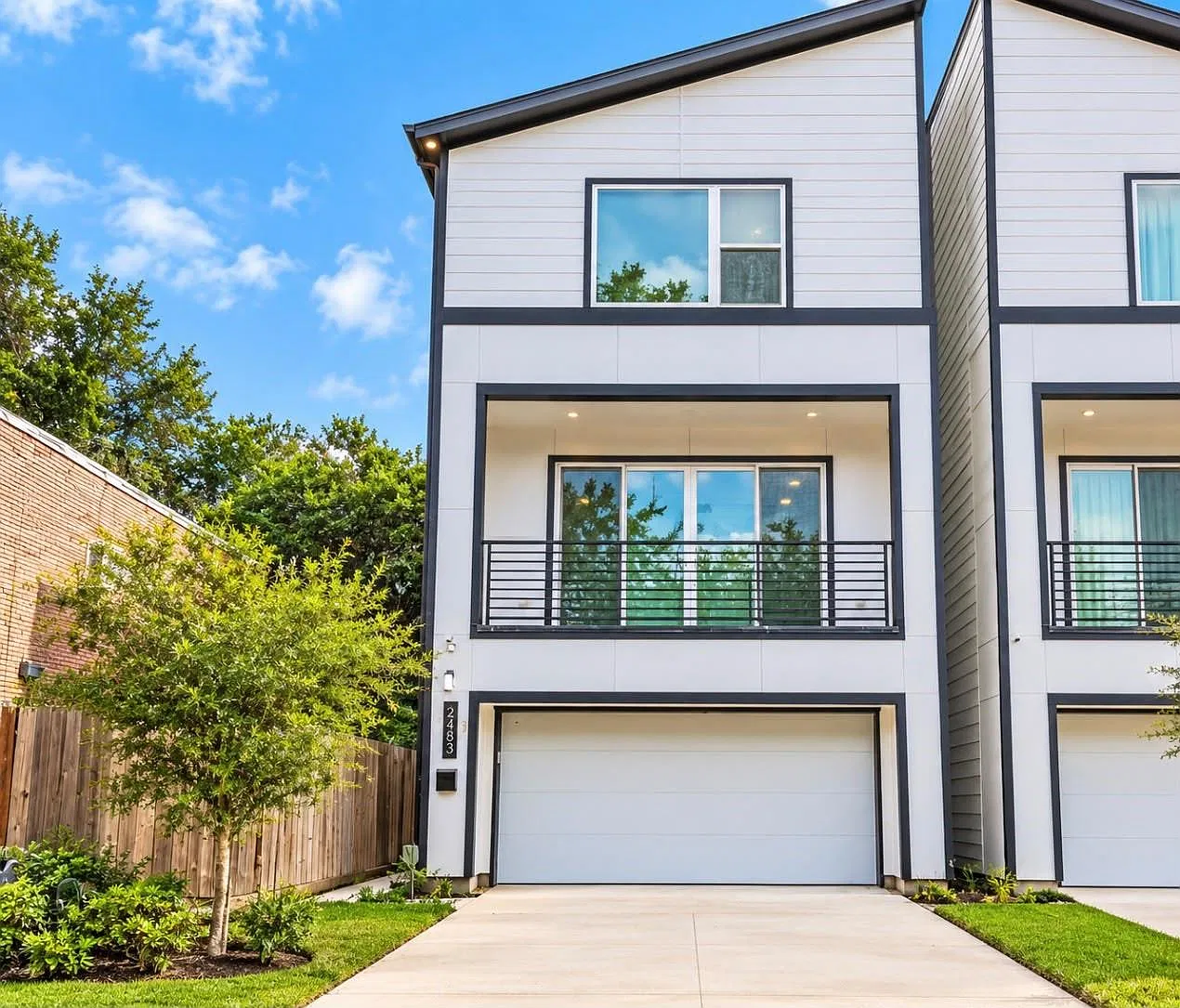3 bed, 3.5 bath, 2548 sqft, $3,990 — Photo 1