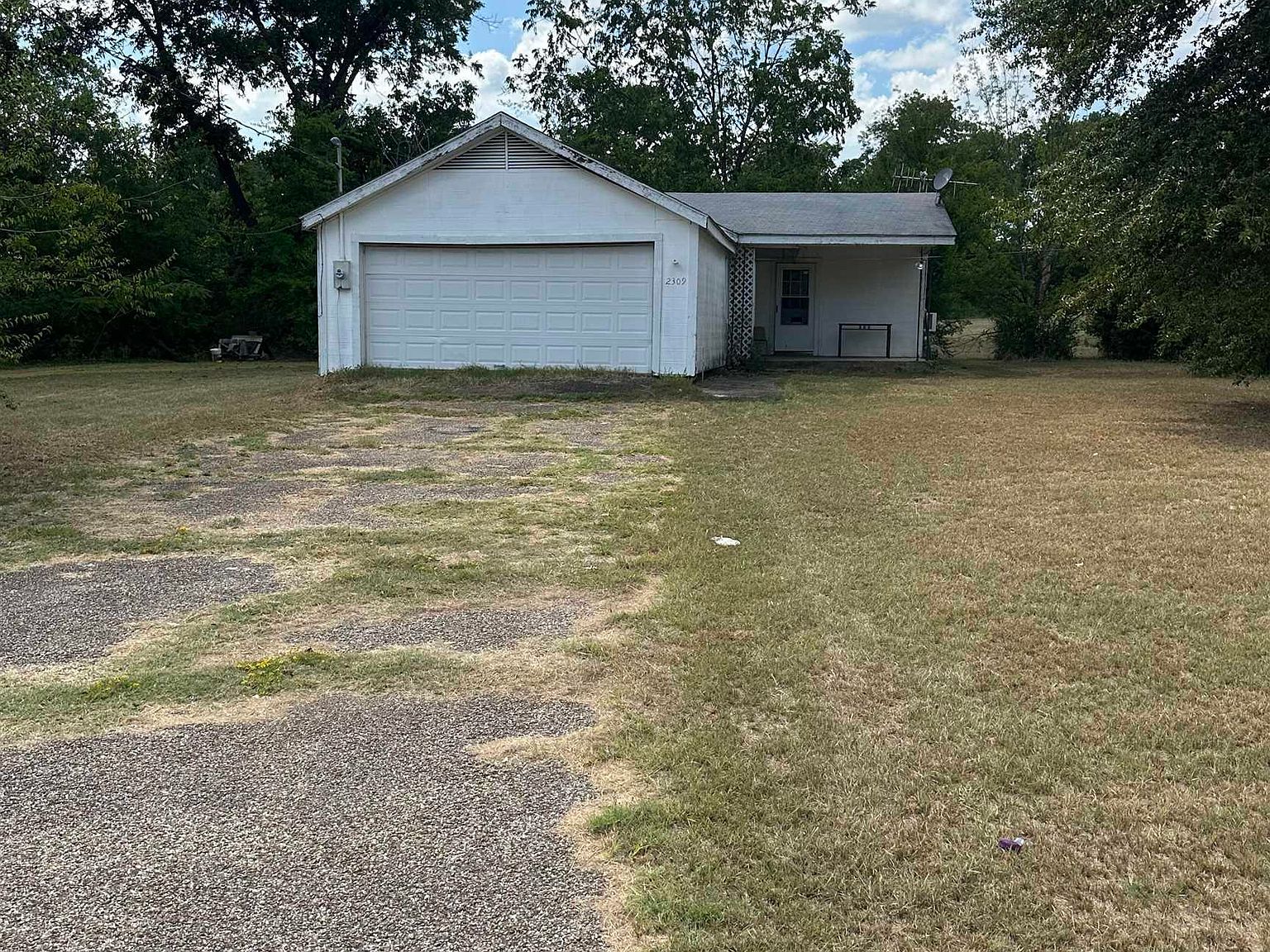 2309 W Gay Ave, Gladewater, TX 75647 MLS 20235316 Zillow