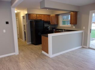 906 Crestwood Dr, Lima, OH