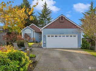 27700 23rd Ave S, Federal Way, WA