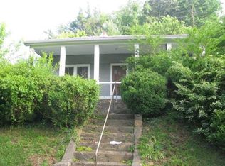 12 Thomas St, Sylva, NC 28779