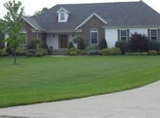 14795 Fairmeadow Ln, Burton, OH 44021