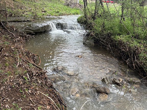 4th image of 1 Lick Creek Rd