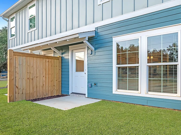 9516 Firefly Ct — Photo 18