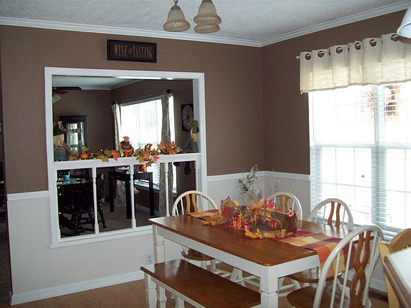 4th image of 290 Wild Horse Ln