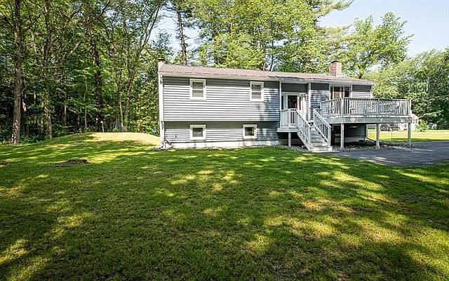 1st image of 25 Bartlett St
