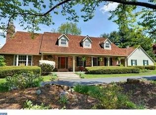 3 Roselawn Ln, Malvern, PA 19355