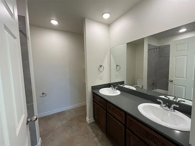 2316 Alterman Dr #A — Photo 4