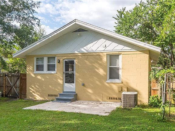 3rd image of 1507 E New Orleans Ave