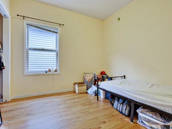 131 Webster Avenue image 9 of 14