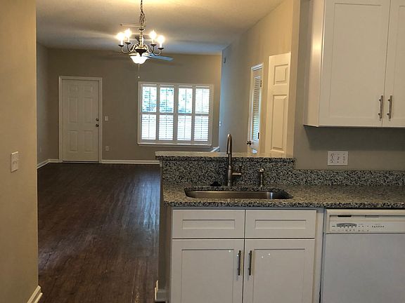 4th image of 303 Southern Branch Ln #303