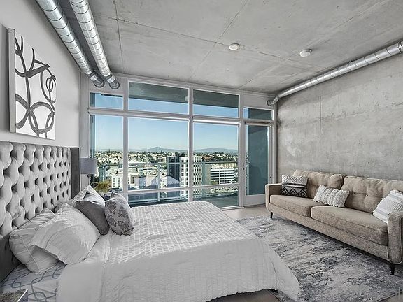 5th image of 1080 Park Blvd Unit 1512