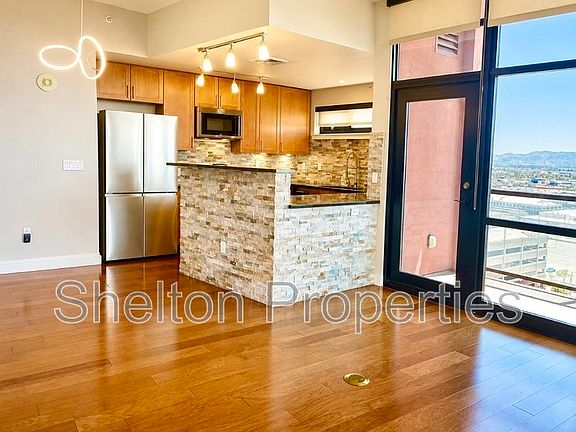 4th image of 310 S 4th St Unit 1201