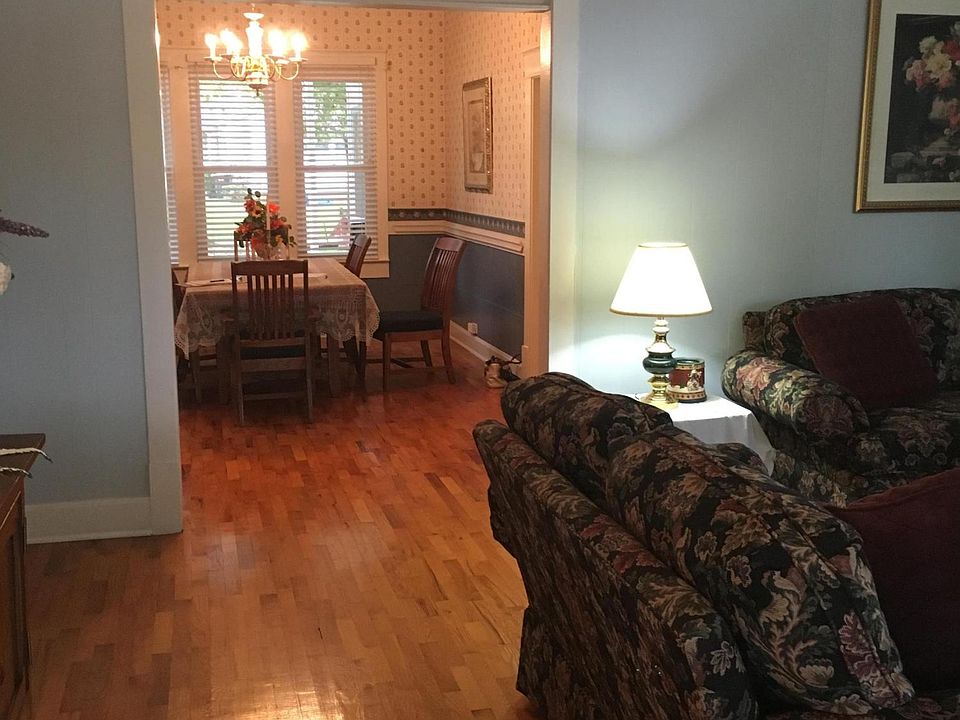 1st image of 612 Tellico St