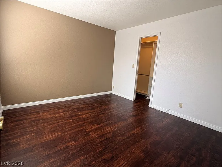 1411 Santa Margarita St #F — Photo 7