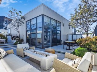 32 Trolley Cres #PENTHOUSE 10, Toronto, ON M5A 0E8