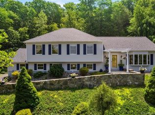 53 Serafin Ct, Hamden, CT 06518