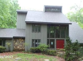 1040 Seven Springs Rd, Spartanburg, SC 29307