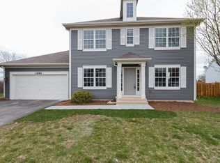 2886 Fairmont Ave, Aurora, IL 60503