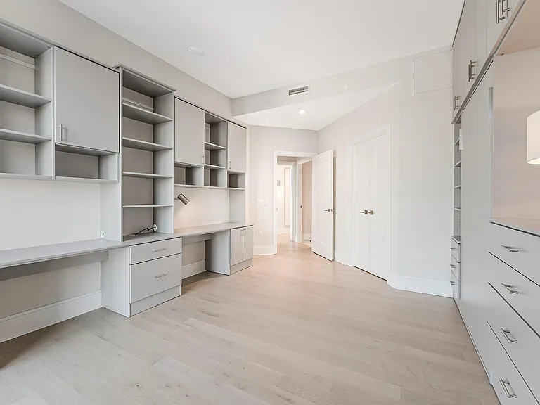 7887 Jones Branch Dr #1002 — Photo 36