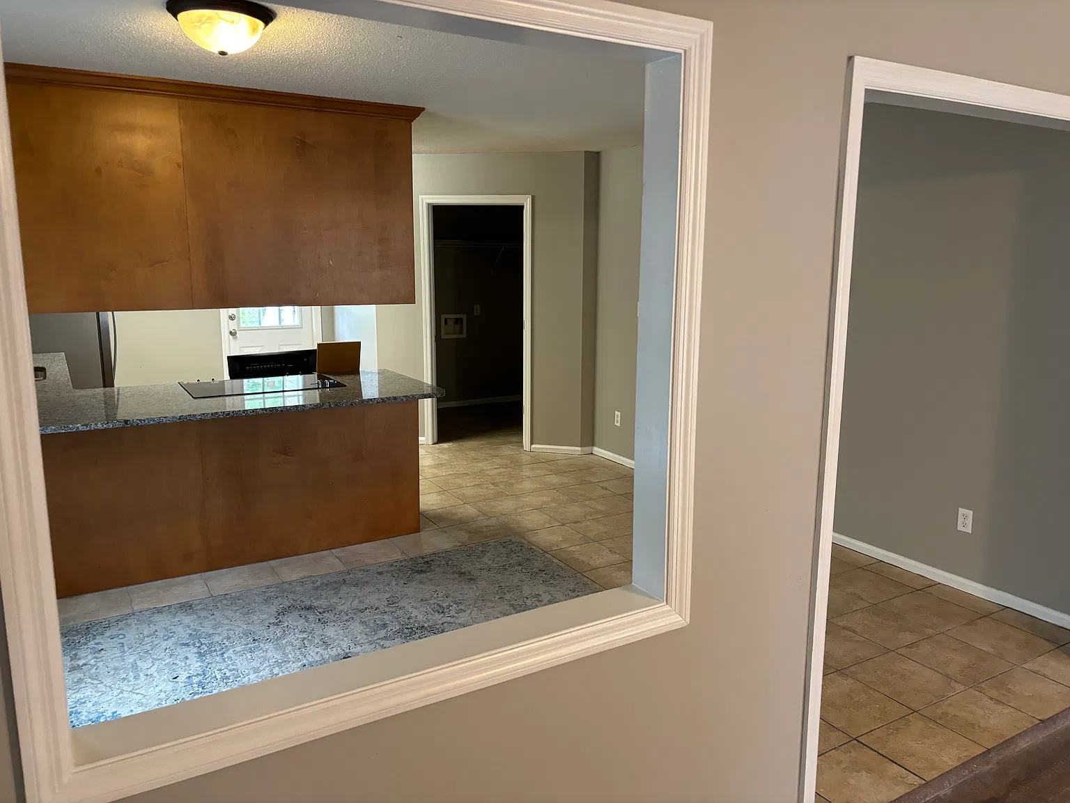 3 bed, 1332 sqft, $1,250 — Photo 3