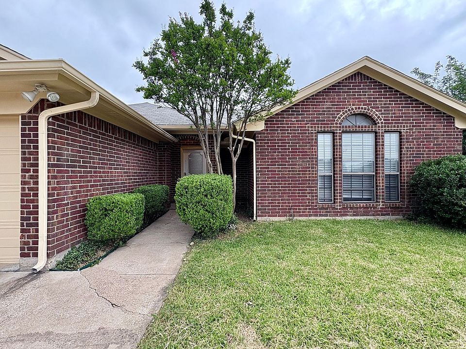1st image of 6053 Hillglen Dr