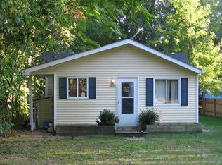 8601 Orchard, Pinckney, MI