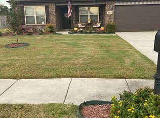 136 Chestnut Cv, Owens Cross Roads, AL 35763