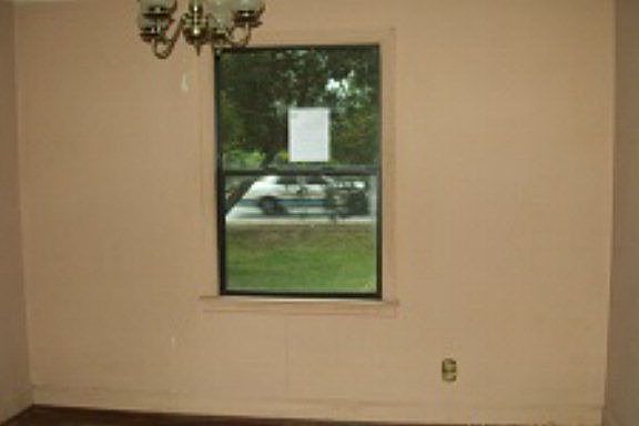 4th image of 4145 Forrest Rd