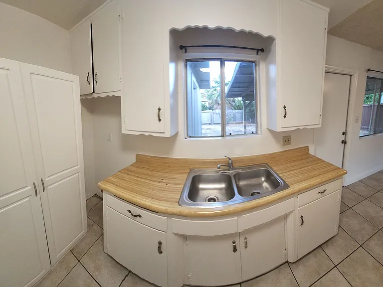 1321 Madonna Rd — Photo 7