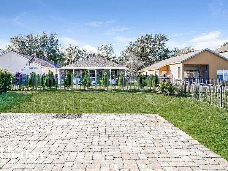 6173 Skylarkcrest Dr — Photo 15
